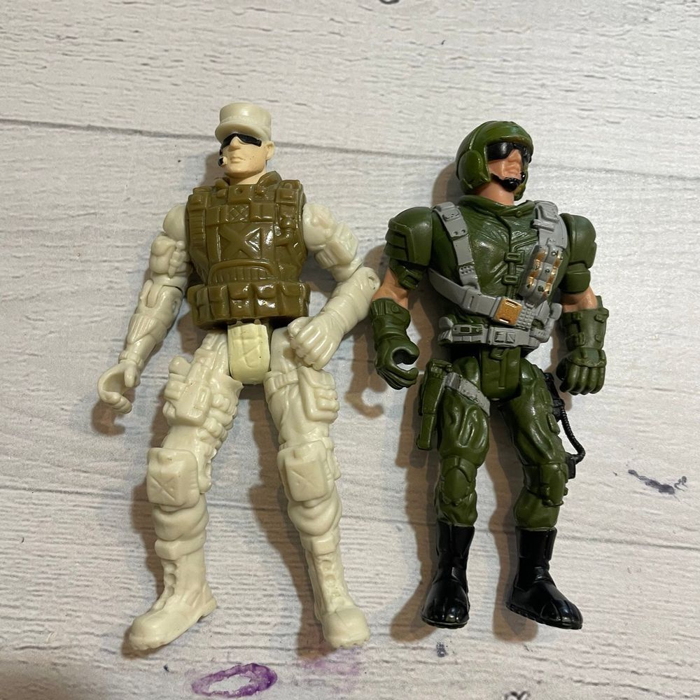 Lanard action figures‎